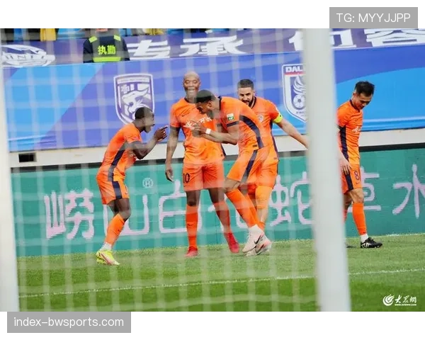 青岛海牛一球小胜河南队 叶博亚制胜球助球队斩获赛季首胜 青岛海牛一球小胜河南队 叶博亚制胜球助球队斩获赛季首胜